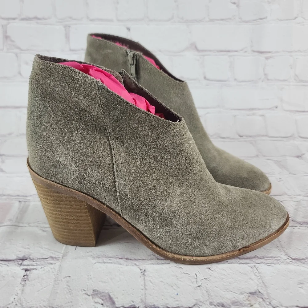 Jeffery Campbell Women's 9.5 Kamet 2 Suede Ankle Booties Taupe
